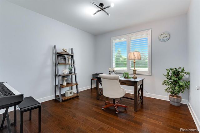 47576 Valencia Circle, Novi, MI 48374