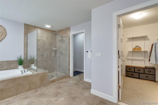47576 Valencia Circle, Novi, MI 48374