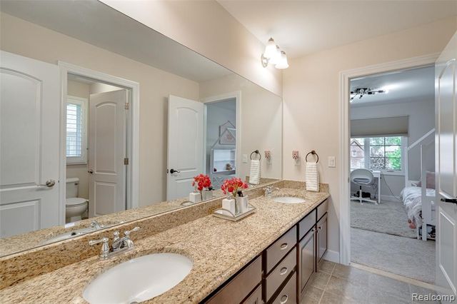 47576 Valencia Circle, Novi, MI 48374