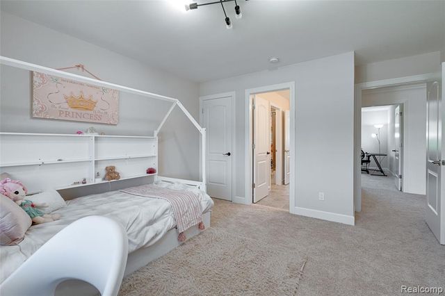 47576 Valencia Circle, Novi, MI 48374