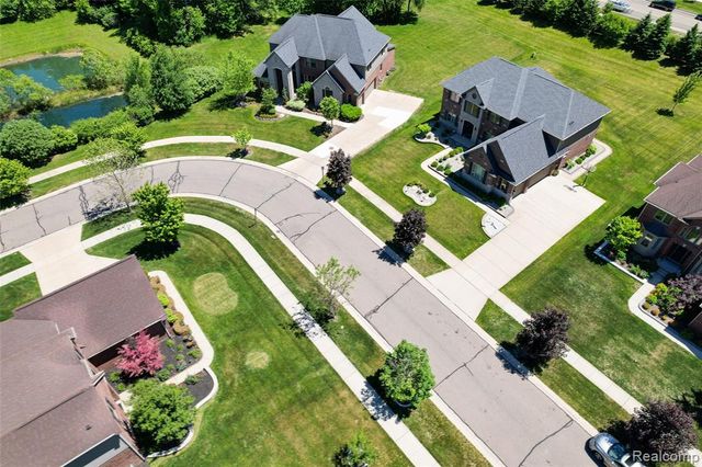 47576 Valencia Circle, Novi, MI 48374