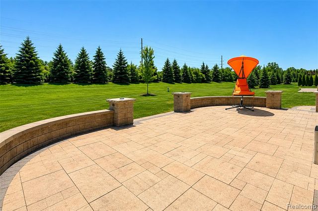 47576 Valencia Circle, Novi, MI 48374