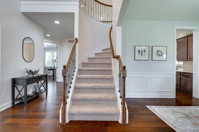 47576 Valencia Circle, Novi, MI 48374