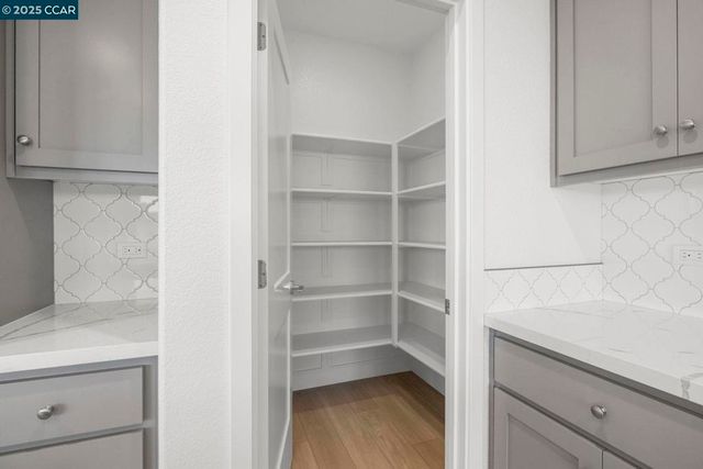 2213 Delta View Avenue, Sacramento, CA 95832