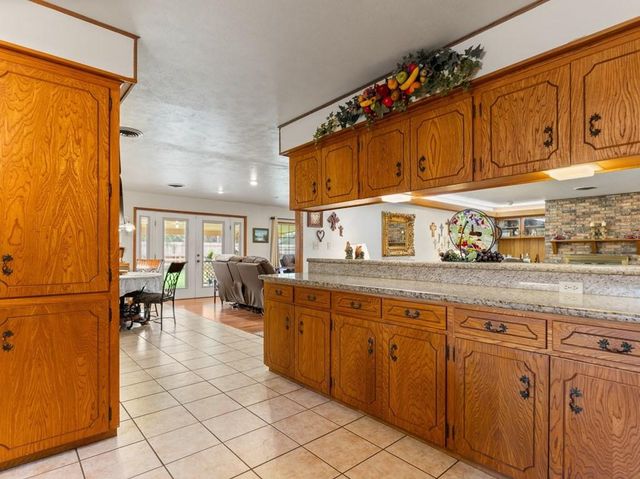 3012 Encino Avenue, Bay City, TX 77414