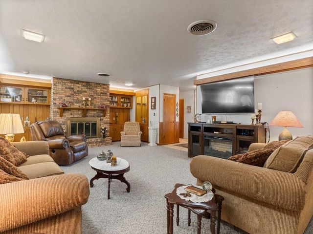 3012 Encino Avenue, Bay City, TX 77414