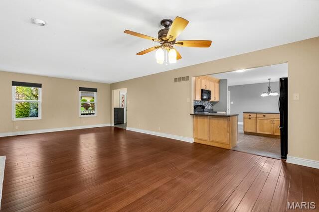 82 Spencer Trail, St Peters, MO 63376