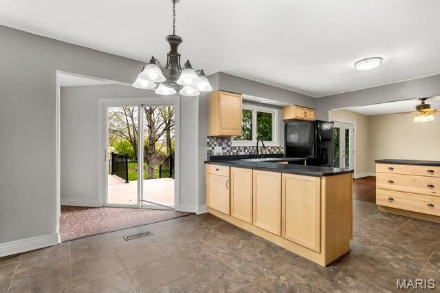 82 Spencer Trail, St Peters, MO 63376