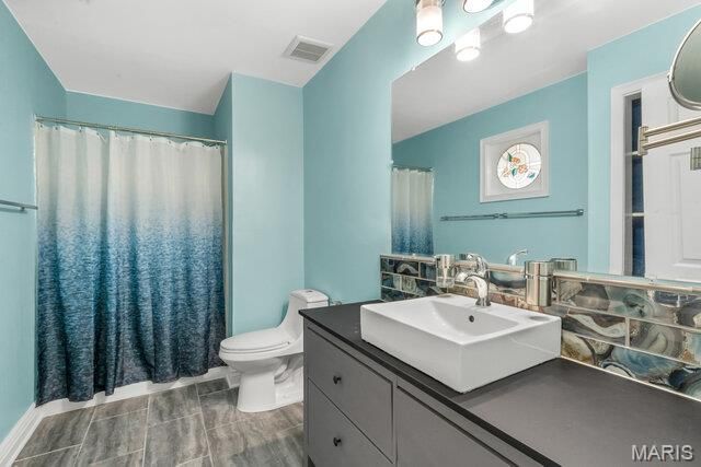 82 Spencer Trail, St Peters, MO 63376