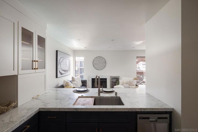 4007 Canario E, Carlsbad, CA 92008