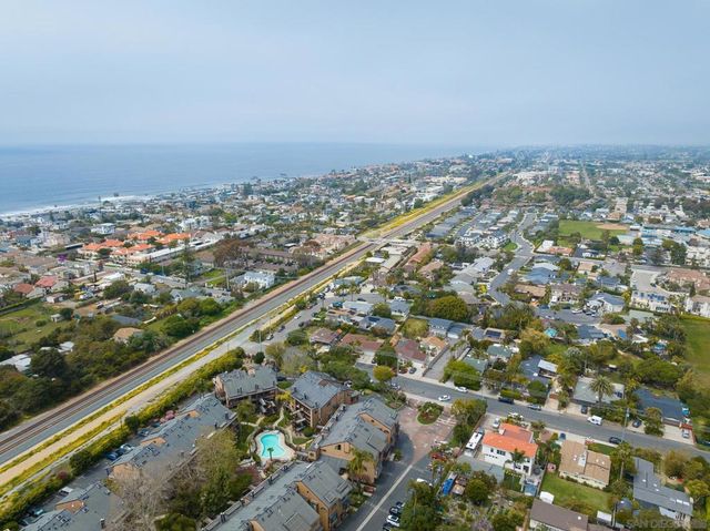 4007 Canario E, Carlsbad, CA 92008