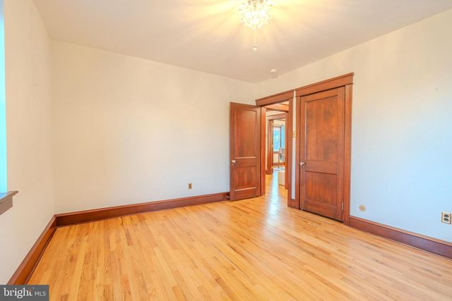 101 W HILLCREST AVE, Havertown, PA 19083