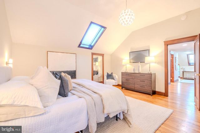 101 W HILLCREST AVE, Havertown, PA 19083