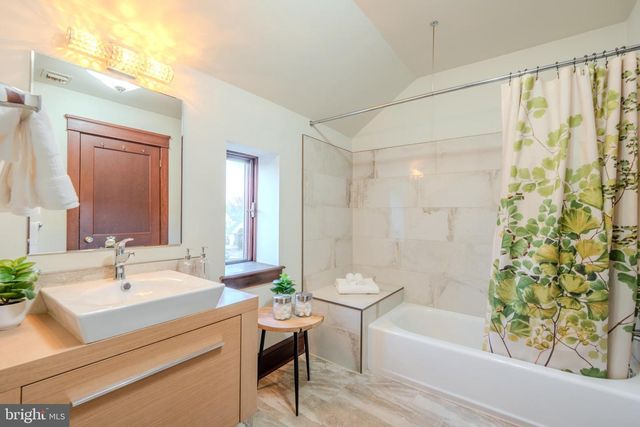 101 W HILLCREST AVE, Havertown, PA 19083