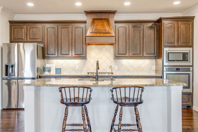 213 Park Villa Lane, Aledo, TX 76008