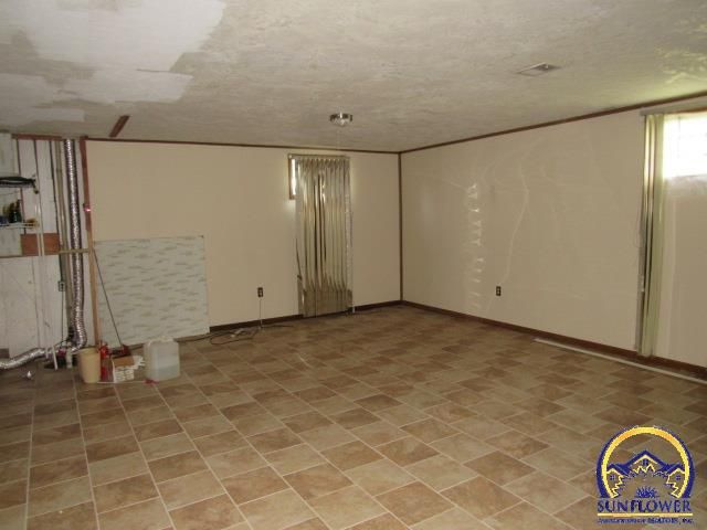 3116 SE California AVE, Topeka, KS 66605