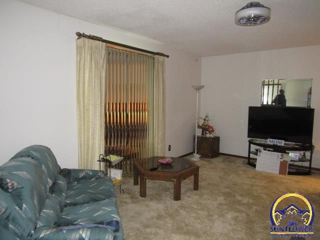 3116 SE California AVE, Topeka, KS 66605