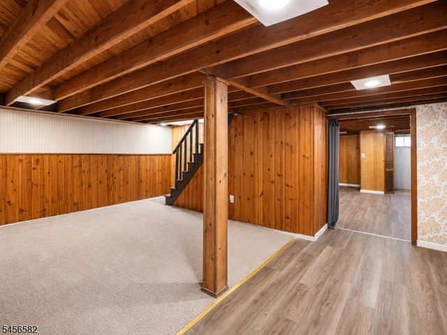 811 Hussa St, Linden City, NJ 07036