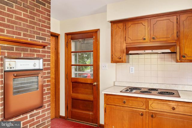 315 W MAIN ST, Front Royal, VA 22630