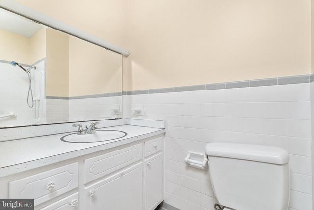 315 W MAIN ST, Front Royal, VA 22630