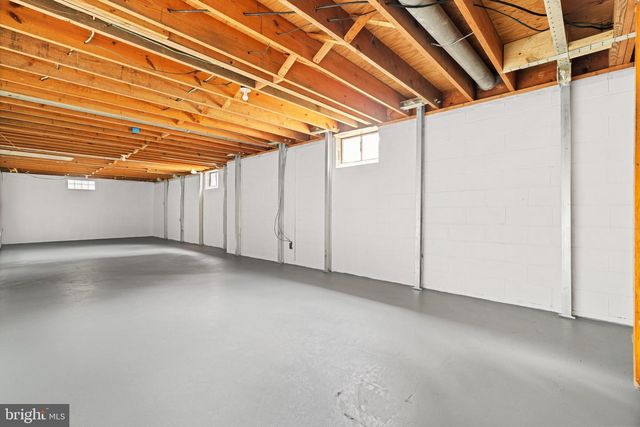 315 W MAIN ST, Front Royal, VA 22630
