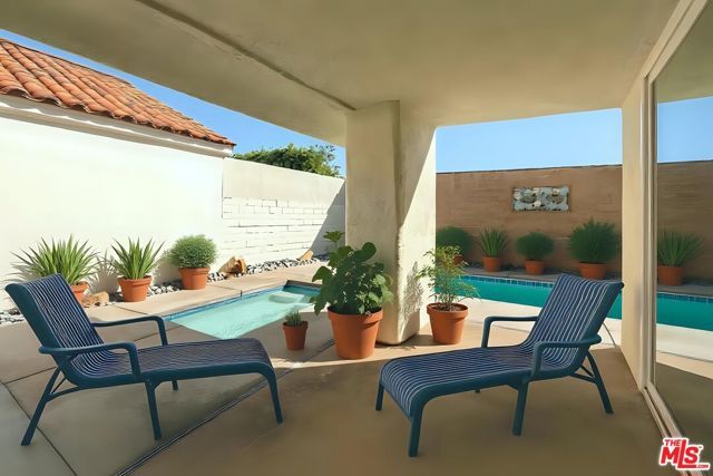 77571 Calle Las Brisas, Palm Desert, CA 92211