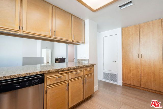 77571 Calle Las Brisas, Palm Desert, CA 92211