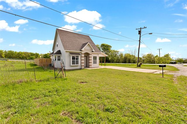 205 Bishop Street, Alvarado, TX 76009