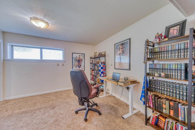 394 Mesa Road, Salinas, CA 93908