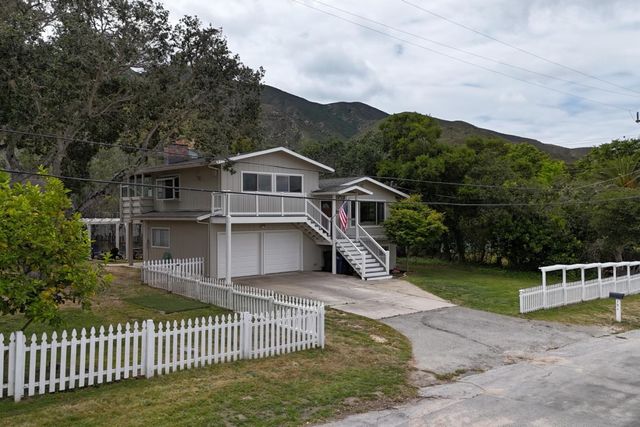 394 Mesa Road, Salinas, CA 93908