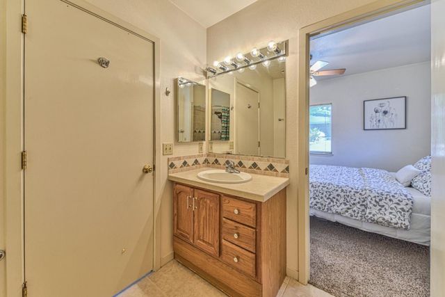394 Mesa Road, Salinas, CA 93908