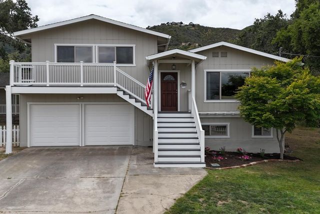 394 Mesa Road, Salinas, CA 93908