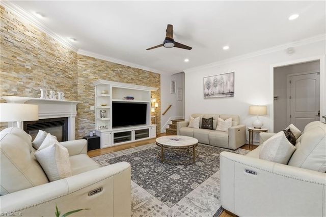 805 Northern Shores Lane, Greensboro, NC 27455