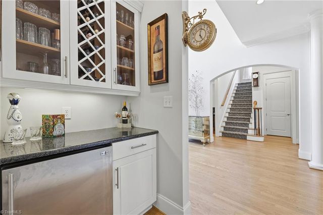 805 Northern Shores Lane, Greensboro, NC 27455
