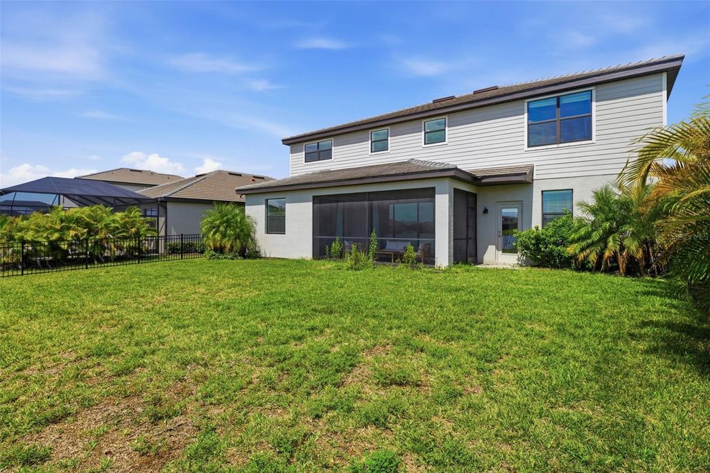 Image 44 of property listing at 4886 SEAFOAM TRAIL, Bradenton, FL 34211