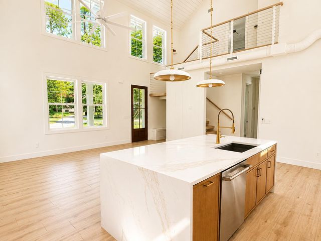 2323 Old Georgetown Road, Mount Pleasant, SC 29466