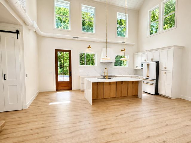 2323 Old Georgetown Road, Mount Pleasant, SC 29466