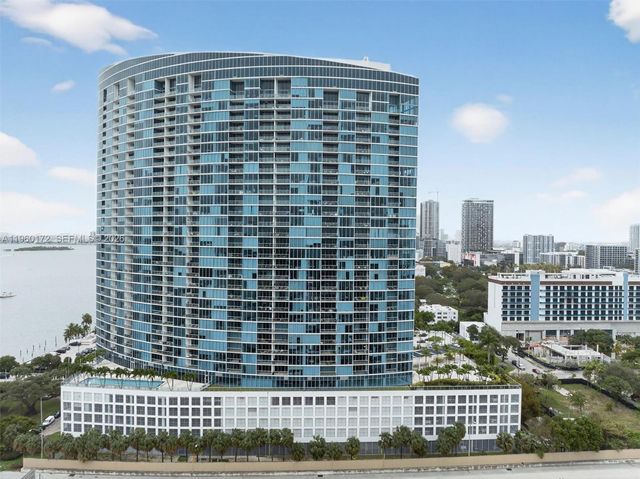 601 NE 36th St 2204, Miami, FL 33137