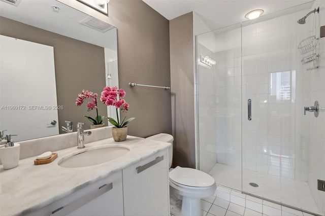 601 NE 36th St 2204, Miami, FL 33137