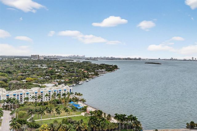 601 NE 36th St 2204, Miami, FL 33137