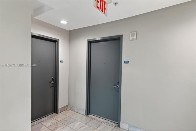 601 NE 36th St 2204, Miami, FL 33137