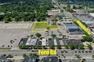 5705 Middlebelt Road, Garden City, MI 48135