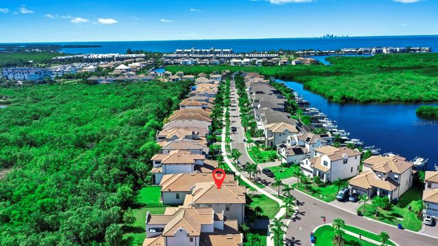 2636 YELLOW SUNDIAL LOOP, Ruskin, FL 33570