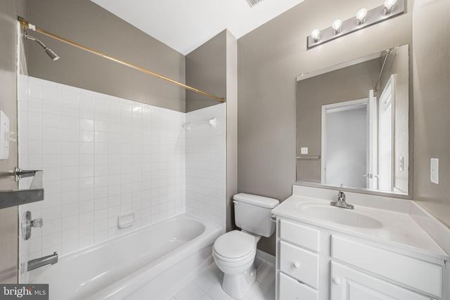 1439 N SCOTT ST, Arlington, VA 22209