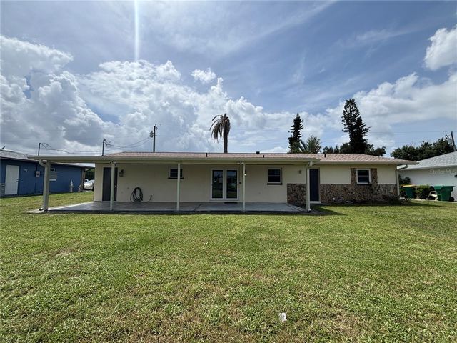 814 SPRING LAKE BOULEVARD NW, Port Charlotte, FL 33952