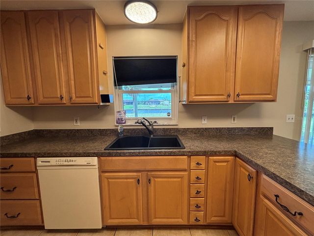 814 SPRING LAKE BOULEVARD NW, Port Charlotte, FL 33952