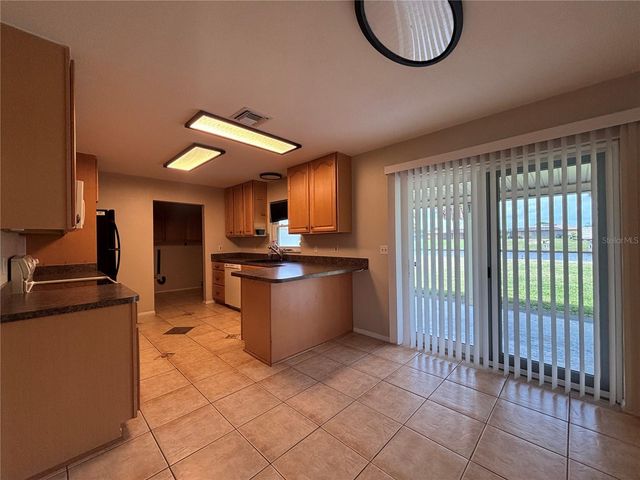 814 SPRING LAKE BOULEVARD NW, Port Charlotte, FL 33952