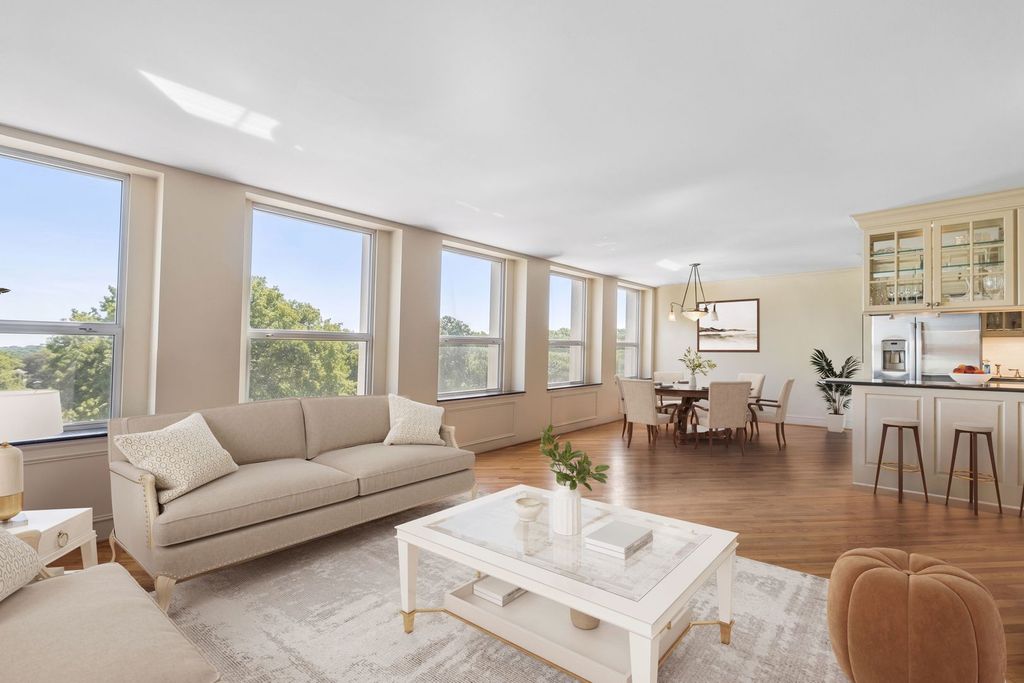 2626 N LAKEVIEW Avenue 302, Chicago, IL 60614 — photo 4