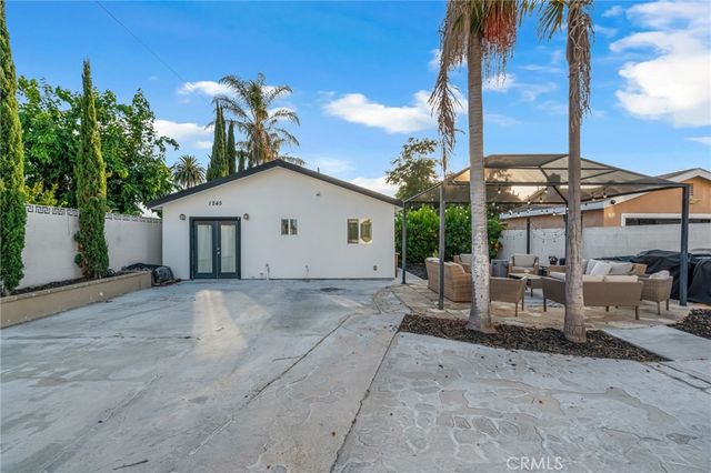 1247 N Neptune Avenue, Wilmington, CA 90744