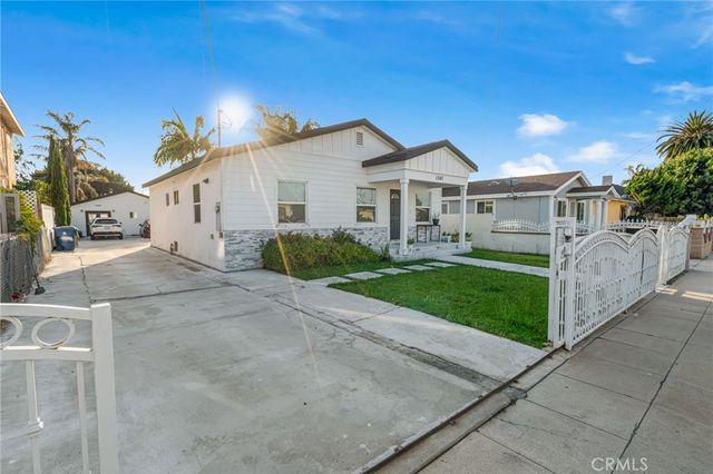 1247 N Neptune Avenue, Wilmington, CA 90744